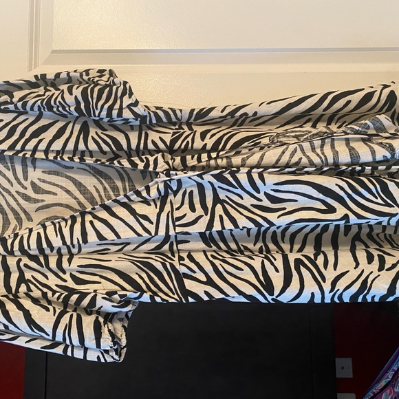 Mini wrap dress - Picture 3 of 3